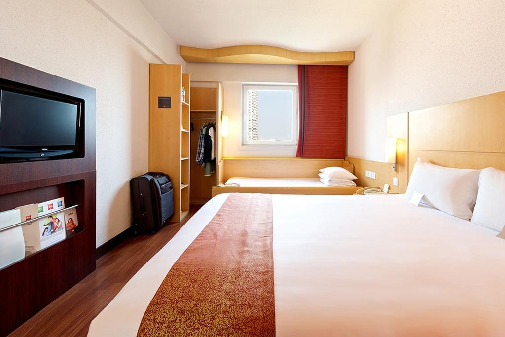 Ibis Leshan City Center Exterior foto