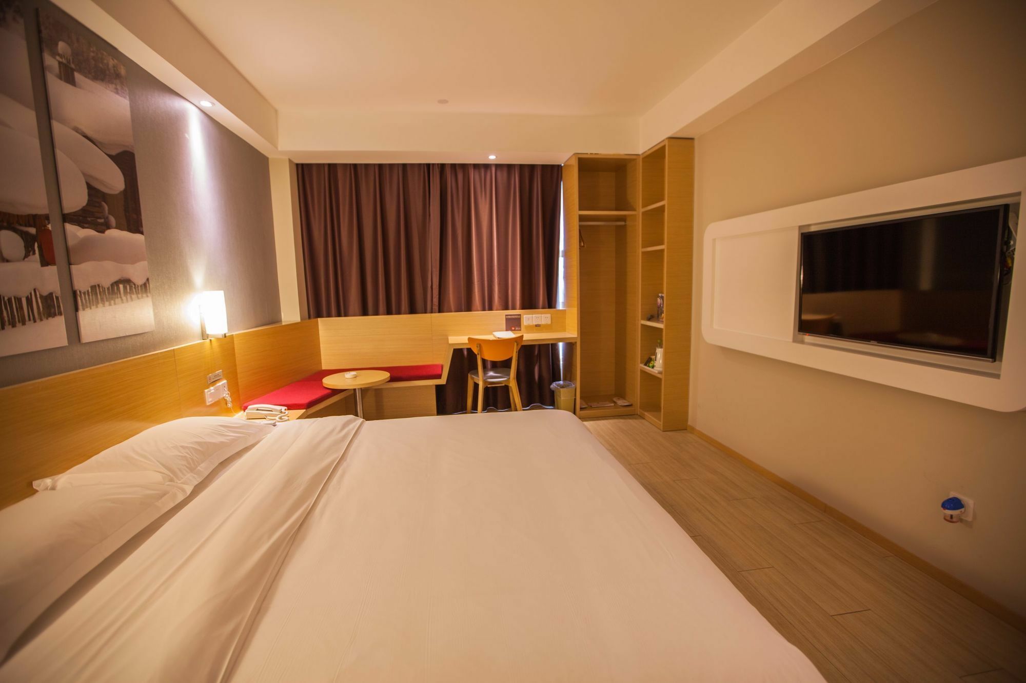 Ibis Leshan City Center Exterior foto
