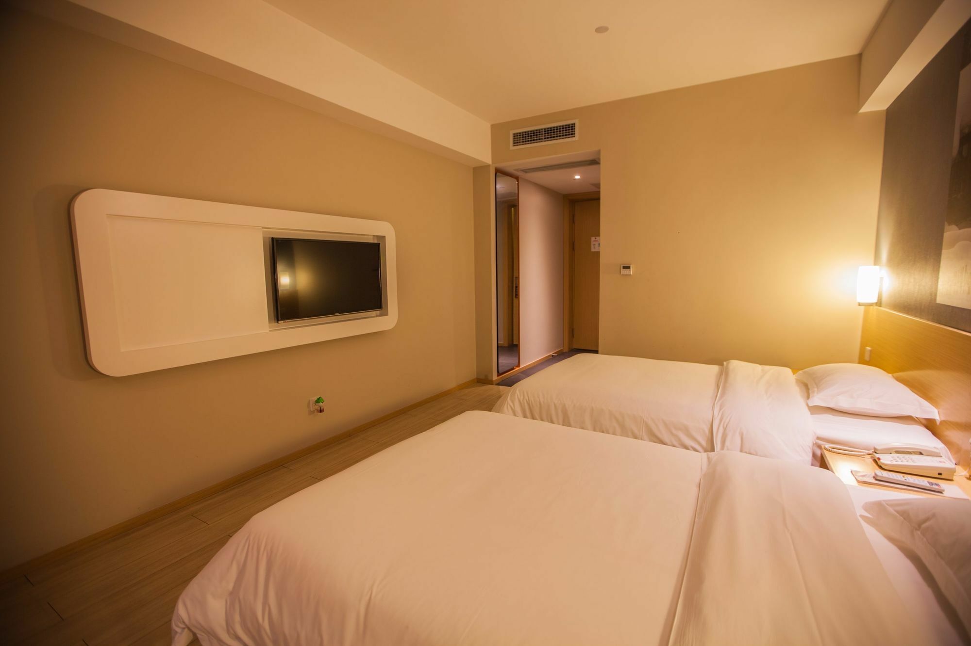 Ibis Leshan City Center Exterior foto